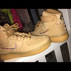 Swarovski Rhinestoned Nike Air Force 1 High LV8